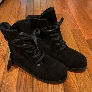 Bearpaw Krista Suede Winter boot NWT